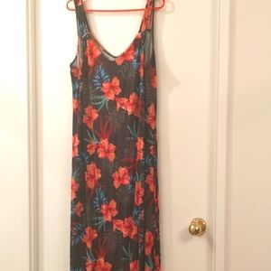 Tropical Print Sleeveless Maxi Dress With V-Neck - In Every Story